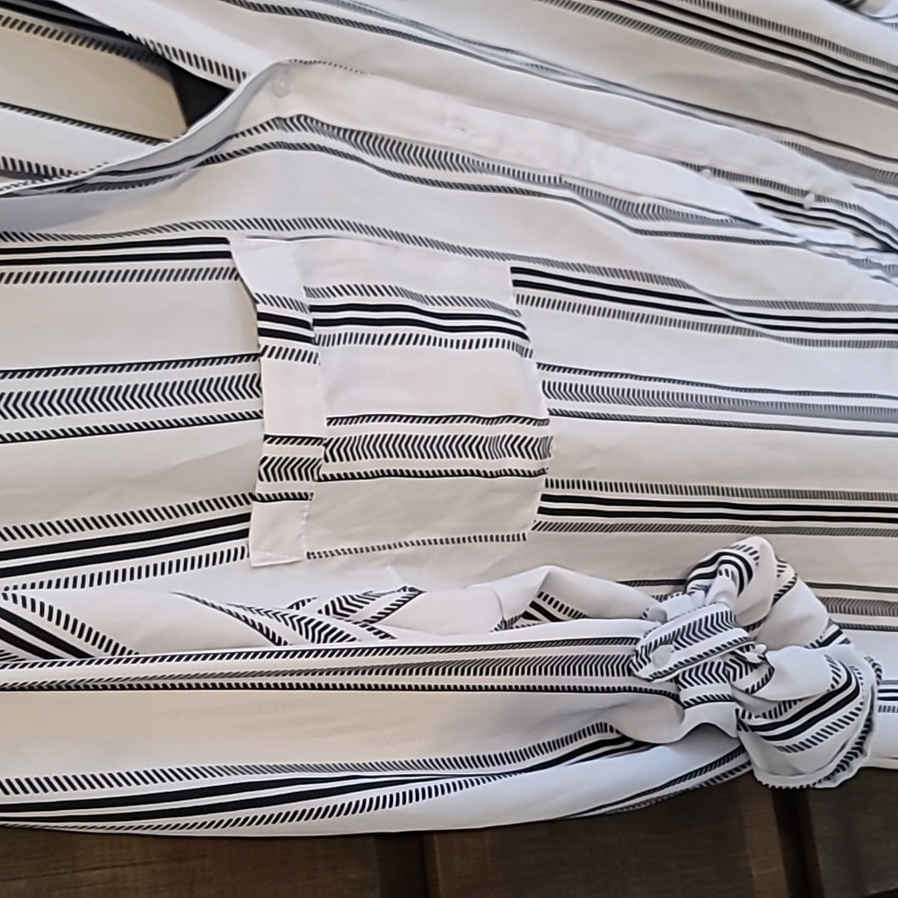 Blouse - Picture 3 of 4